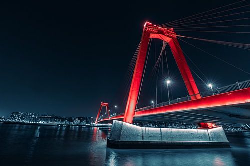 Willemsbrug in Rotterdam by Harmen Goedhart