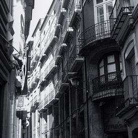 Silhouette of a man walking by Affect Fotografie