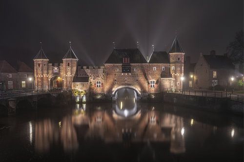 De Koppelpoort Amersfoort in de mist