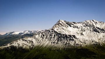 Snow mountain by Jana Paelinck