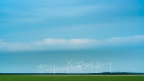 Moulins à vent dans le Flevoland