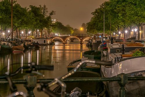 Sur les canaux d'Amsterdam ...