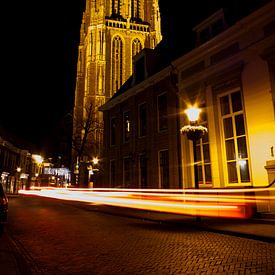 Kirchturm in der Nacht von Marius Boer