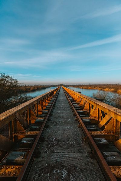 Moerputten - Eisenbahnbrücke von Maikel Claassen Fotografie