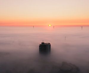 Schöner nebliger Morgen in Alkmaar, Nordholland