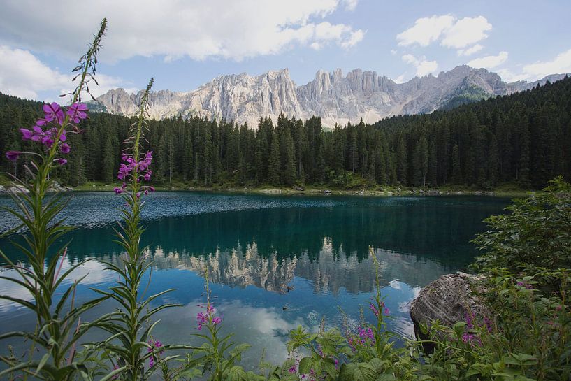 Karersee mit Latemar von Rudolf Brandstätter