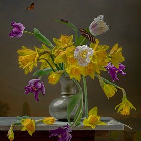 Still life 'Daffodils and tulips by Willy Sengers