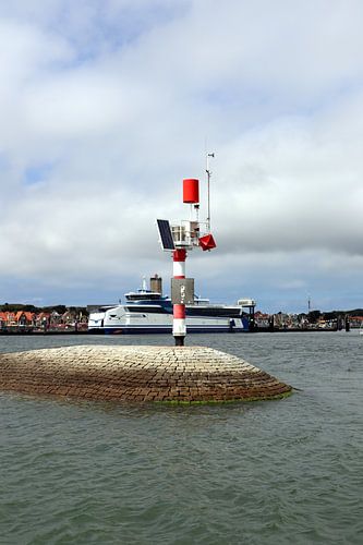 Willem Barentz in de haven op Terschelling - 1
