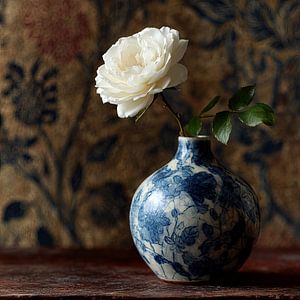 Stilleben mit Rose