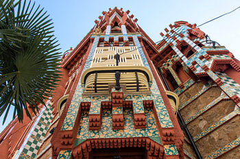 Fassade der Casa Vicens, vom Architekten Gaudi in Barcelona, Spanien