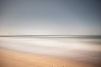 Minimale Strandlandschap | Kalme Oceaan Fotografie | Rustgevende Wanddecoratie