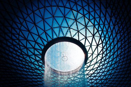Rain Vortex at Jewel Changi Airport – futuristic architecture in Singapore
