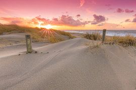 Coucher de soleil dans les dunes de La Haye sur Rob Kints