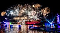 Oudejaars vuurwerk  in Amsterdam van Piet van der Meer thumbnail