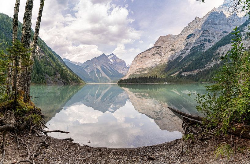 Canada, Kinney Lake, the beautiful wilderness by Inge van den Brande