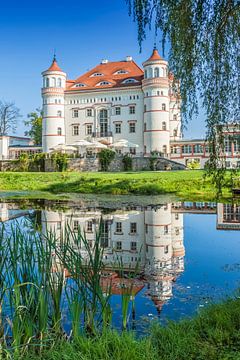 Wojanów Palace near Jelenia Góra by Melanie Viola