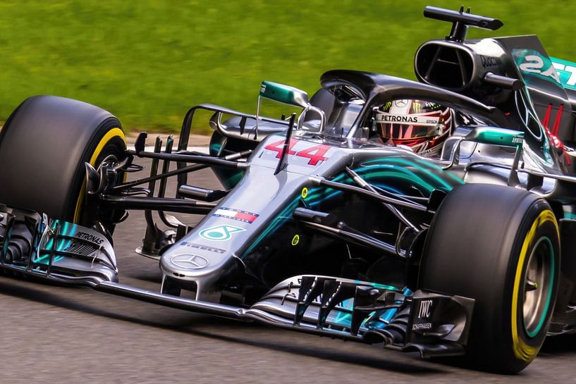 Lewis Hamilton by Nildo Scoop