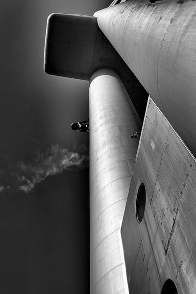 The TV Tower in Prague by Heiko Kueverling