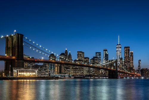 NY Brooklyn Bridge at night (color)