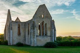 The ruins of the church st Lubin in the evening by Jurjen Jan Snikkenburg