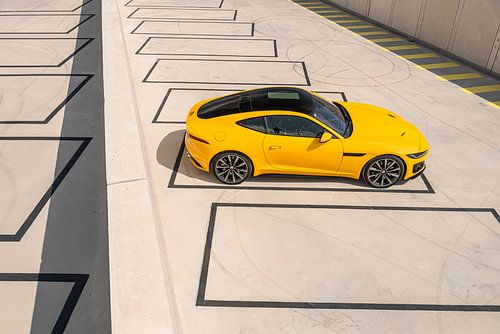 Jaguar F-Type Coupe R