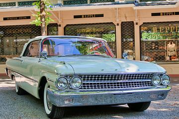 Ford Galaxy Sunliner by Juergen May