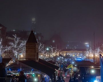 Wintermarkt in Leiden van Bas Schneider