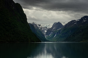 Gletschersee Oldevatnet, Norwegen