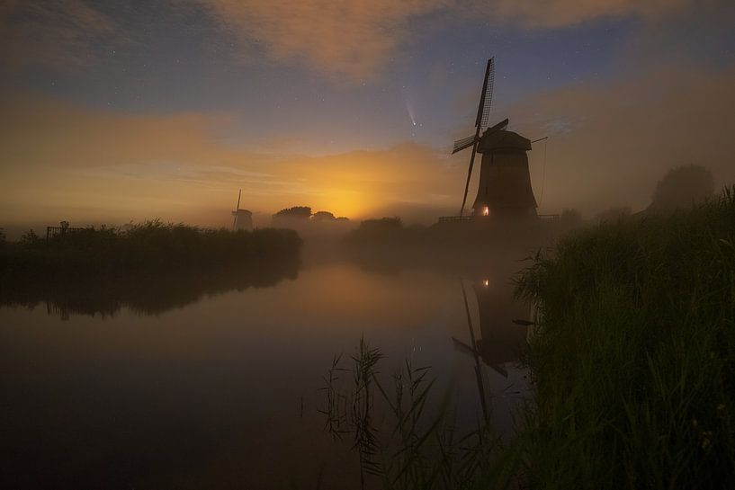 Komeet Neowise bij de molen van Sjon de Mol