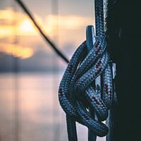 Knoop in een mast