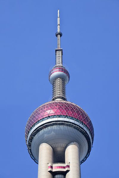 Oriental Pearl Radio & Television Tower district de Pudong Shanghai par Tony Vingerhoets