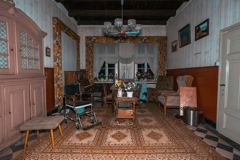 Abandoned German Farmhouse - Nostalgic Interior Undiscovered by Time by Het Onbekende