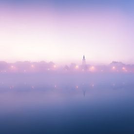 Zutphen skyline in het mist van Vladimir Fotografie