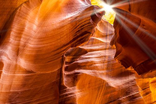ANTELOPE CANYON Sonnenstrahlen von Melanie Viola