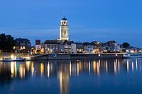 Deventer aan de IJssel tijdens het blauwe uur