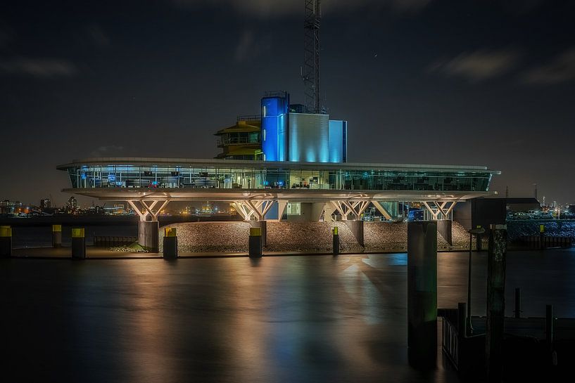 Verkeerscentrale Rotterdam van Nico Dam