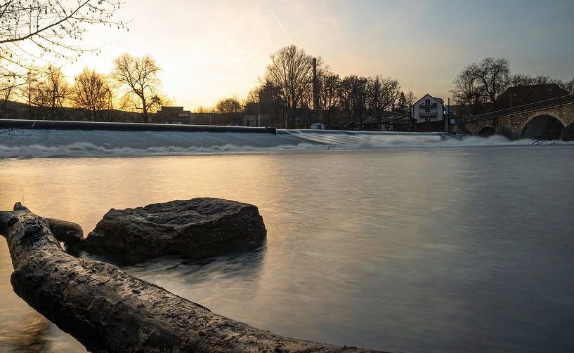 Langzeitbelichtung am Burgauer Wehr in Jena mit Vordergrund von Wolfgang Unger