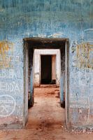 Farbenfroh verlassenes Gebäude