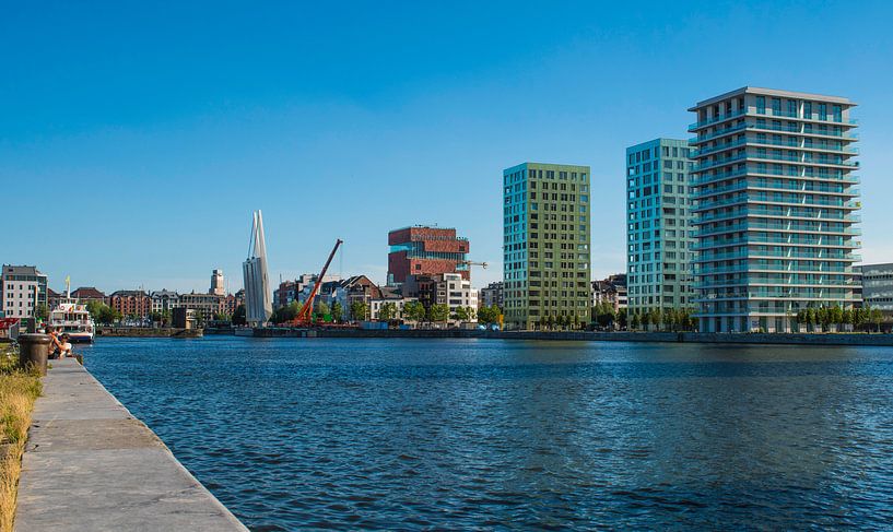 Antwerpen  by Freddie de Roeck