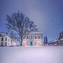 Besneeuwde Kasteelplein in de nacht - Breda van Joris Bax thumbnail