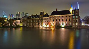 Het Binnenhof bij nacht