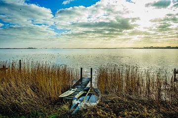 bootjes aan het IJsselmeer van nol ploegmakers