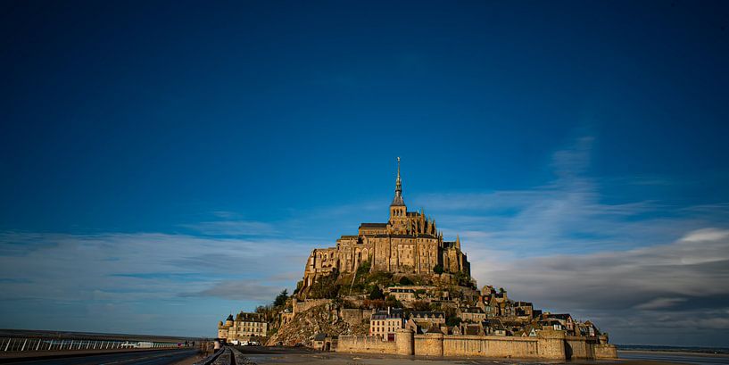 Mont Saint Michel by Stefan Havadi-Nagy