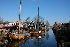 ?✨ Time travel through picturesque canals - where history meets water! ?? by Pokemanicx