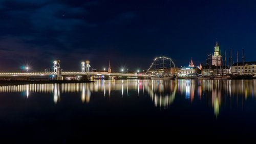 Night Pictures of the historical city Kampen, Overijssel. by Fotografiecor .nl