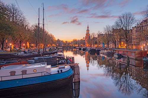 Montelbaanstoren an der Oudeschans Amsterdam