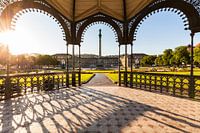 Schlossplatz in Stuttgart bei Sonnenaufgang