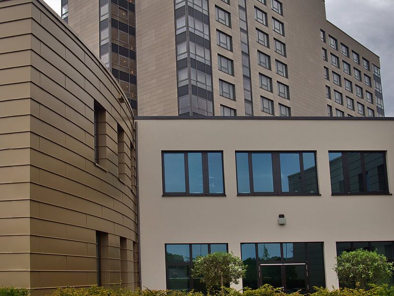 Architectuur 1 van Edgar Schermaul