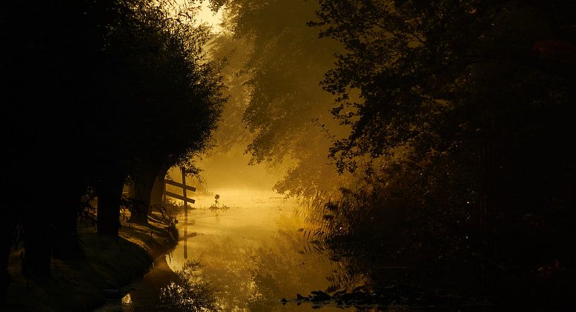 Mistige Zonsopgang von Wijnand Kroes