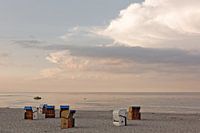 An idyllic evening on the beach